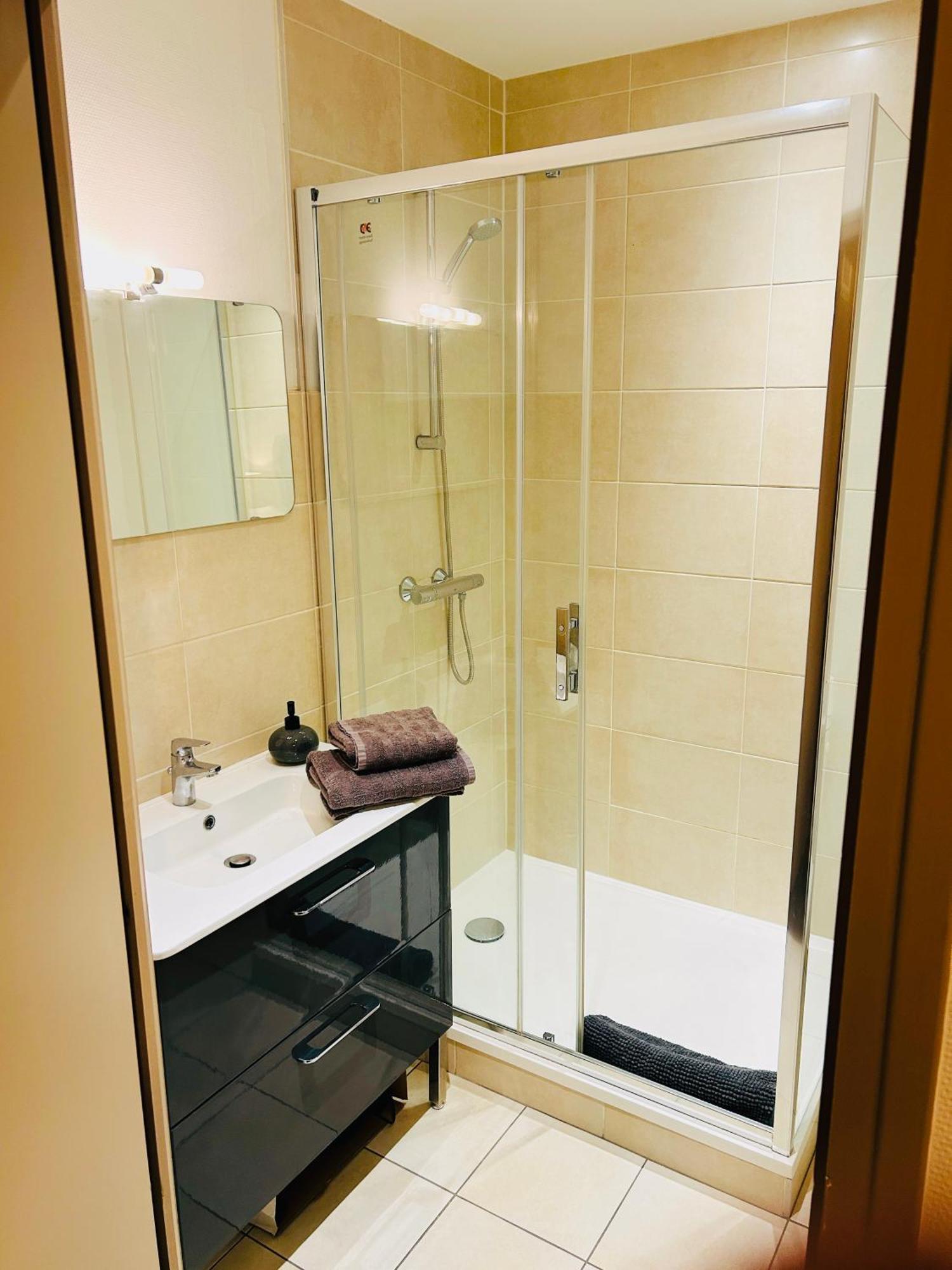 Le 2 - Grand Studio Caen Centre Port De Plaisance Buitenkant foto